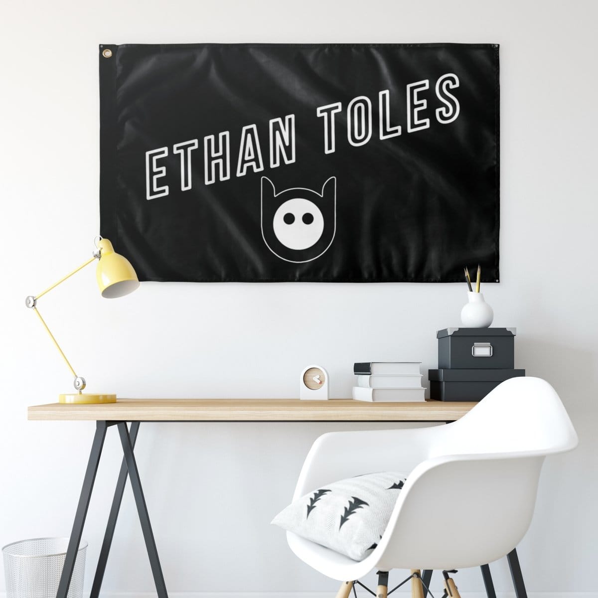 ethan-toles-flag-929573.jpg